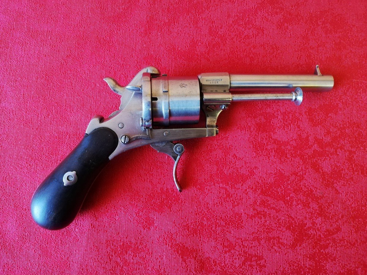 Pistolet à barillet 