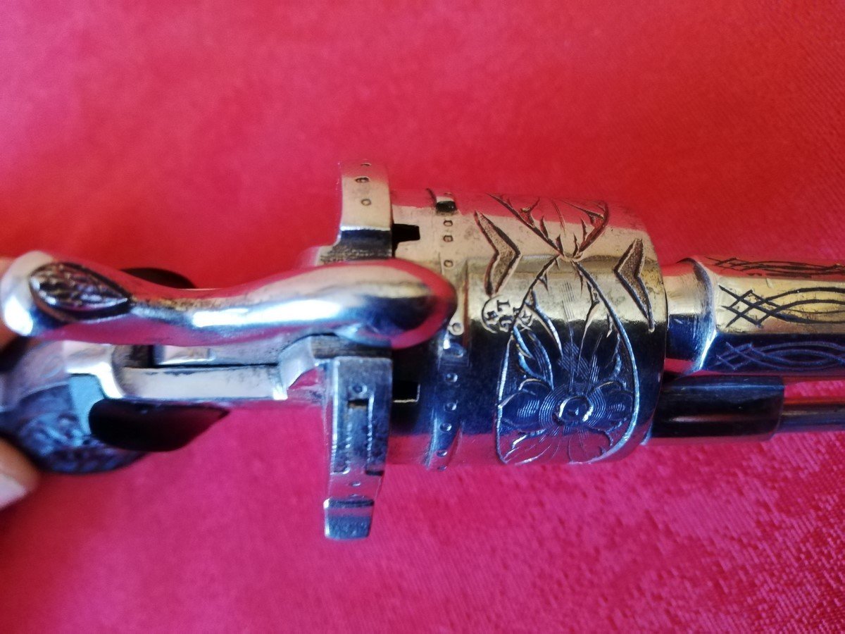 Pin Gun -photo-1
