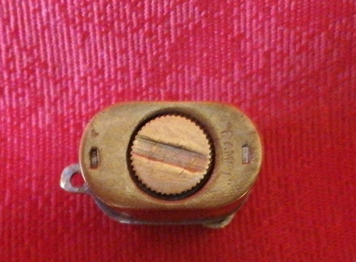 Le plus petit briquet au monde-photo-6