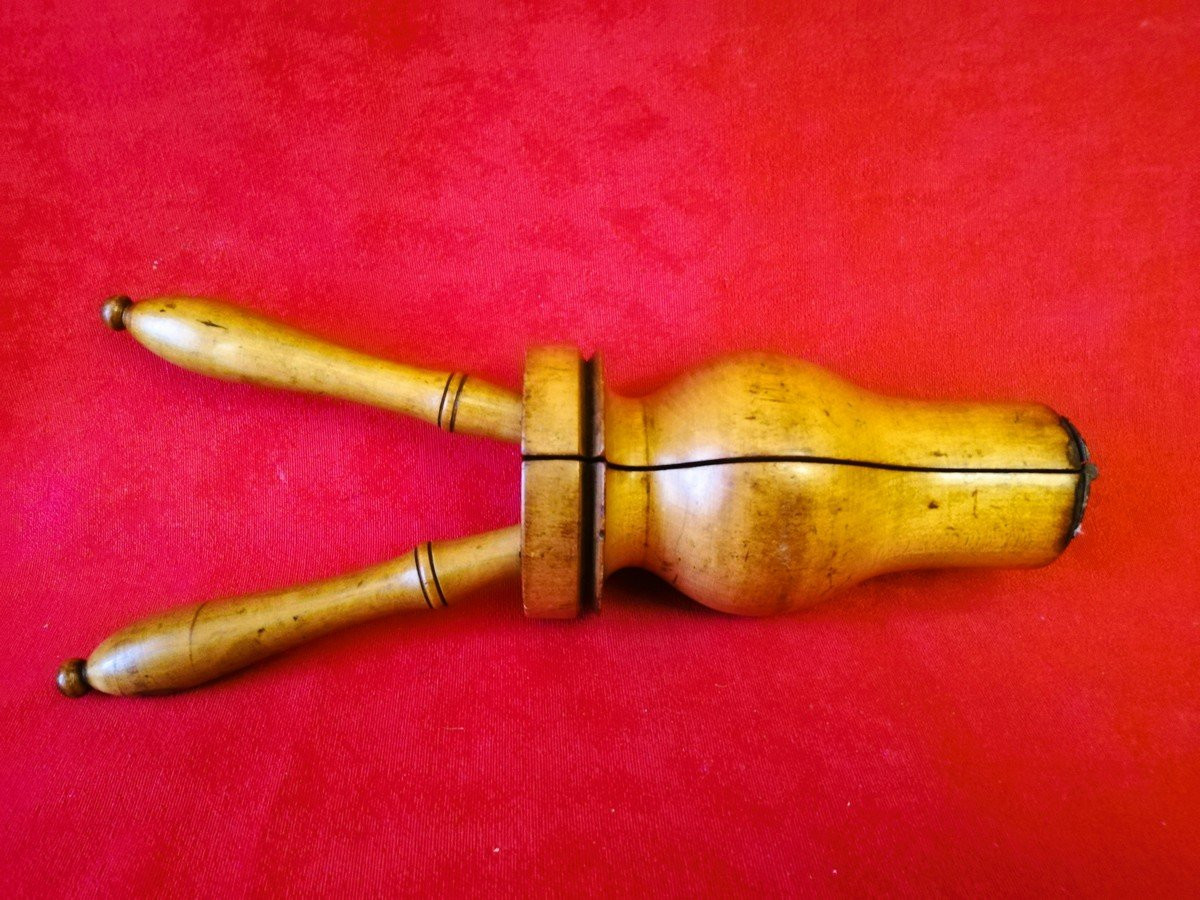 Curieux objet en buis-photo-4