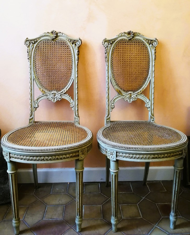 Paire de chaises laquées 