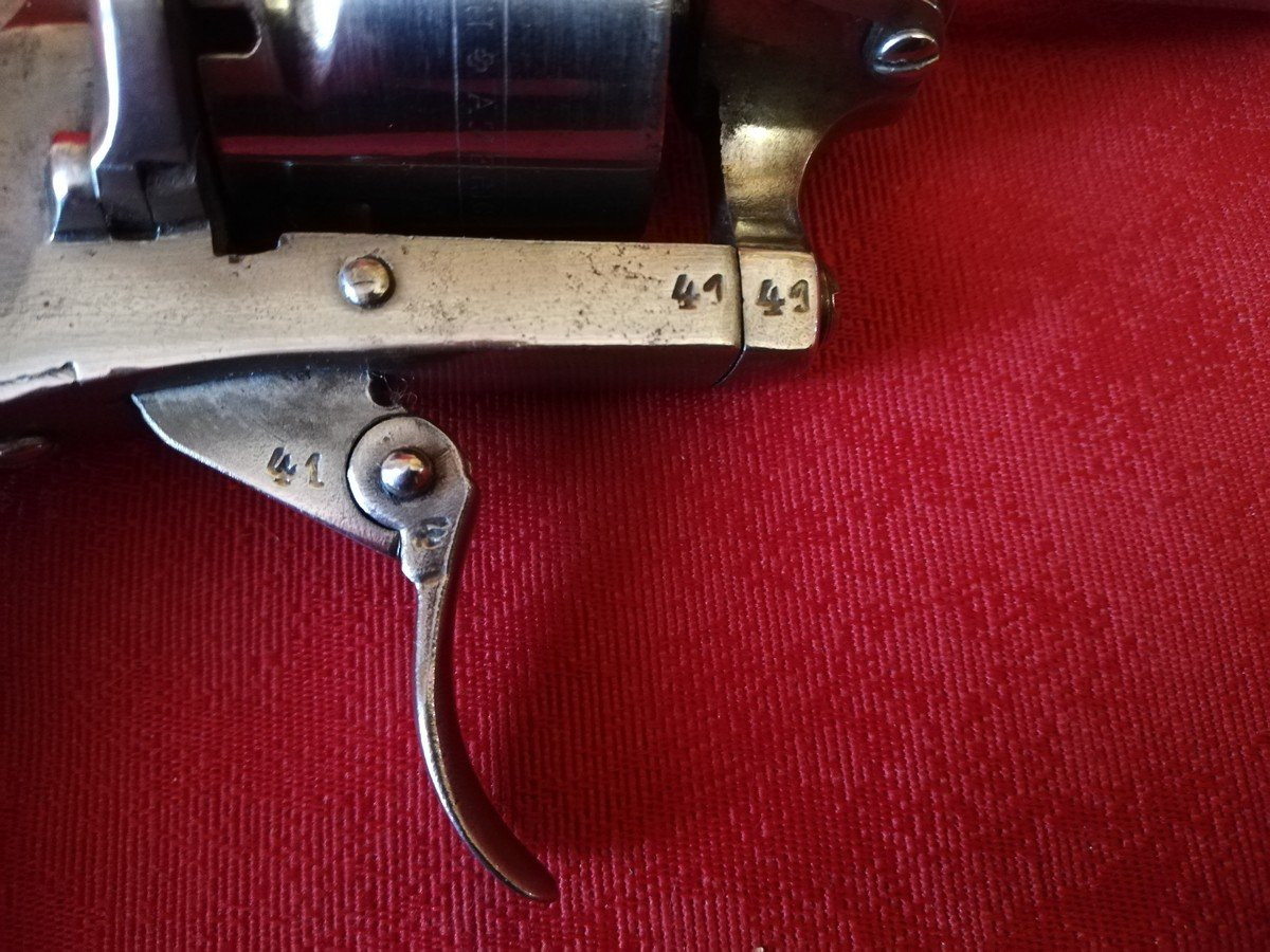 Revolver à barillet à broche -photo-1