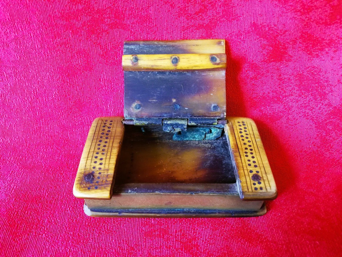 Tabatière en corne du 19ème siècle -photo-4