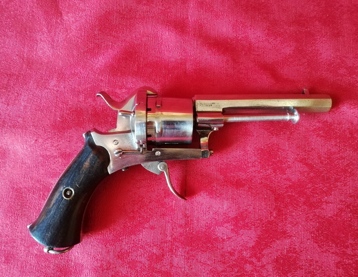 Révolver à broche 19ème siècle