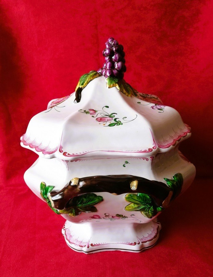 Earthenware Soup Tureen -photo-3
