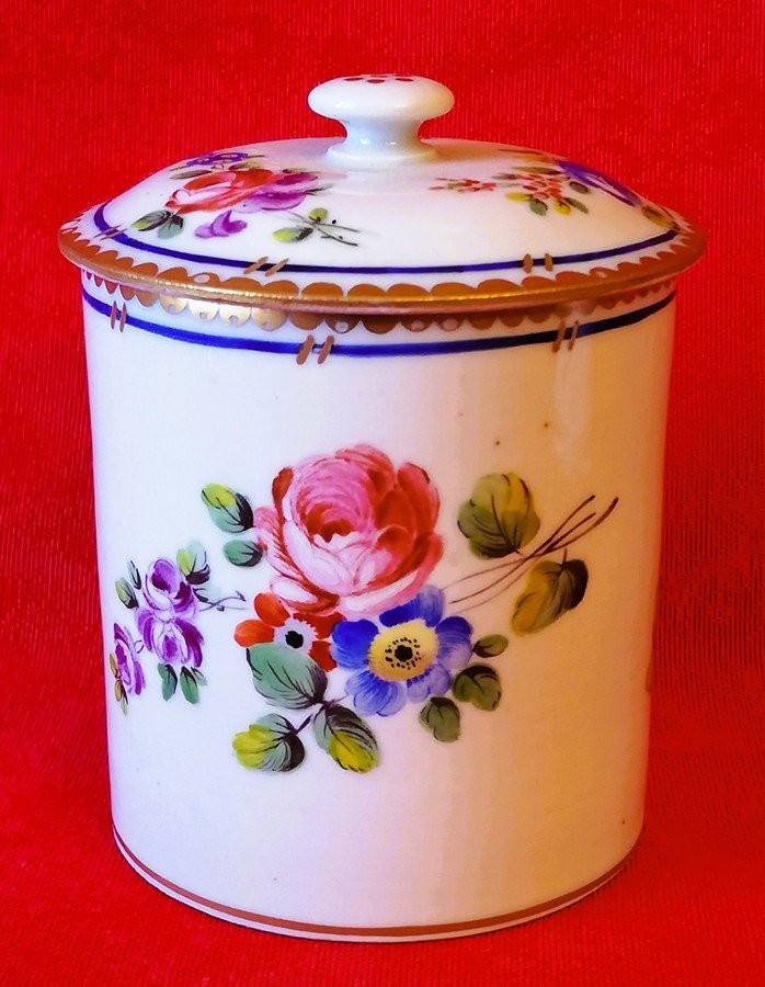 Porcelaines de Sèvres du 18ème siècle-photo-3