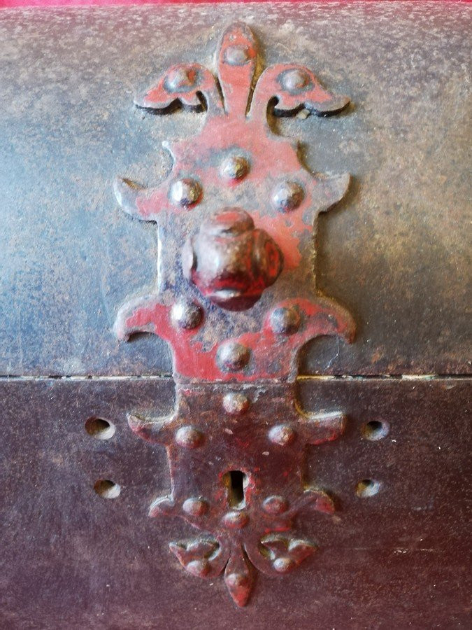 18th Century Wrought Iron Chest Box-photo-2