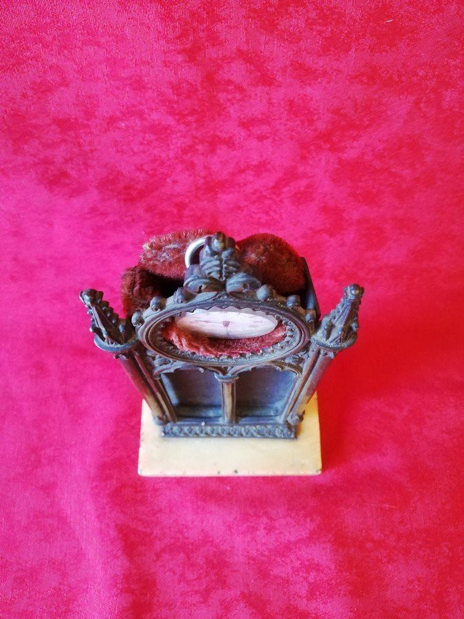Restoration Period Watch Holder -photo-4