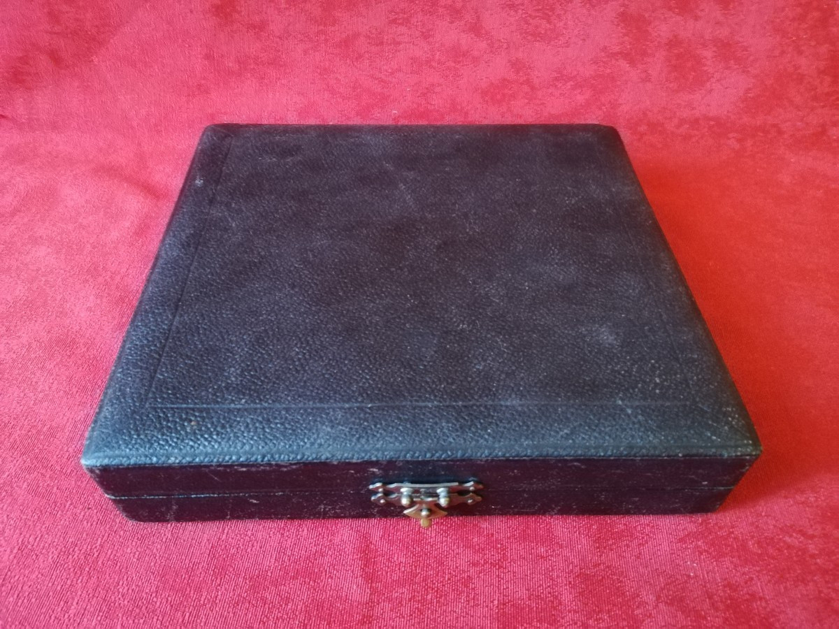 Twelve Small Silver-gilt Spoons -photo-6