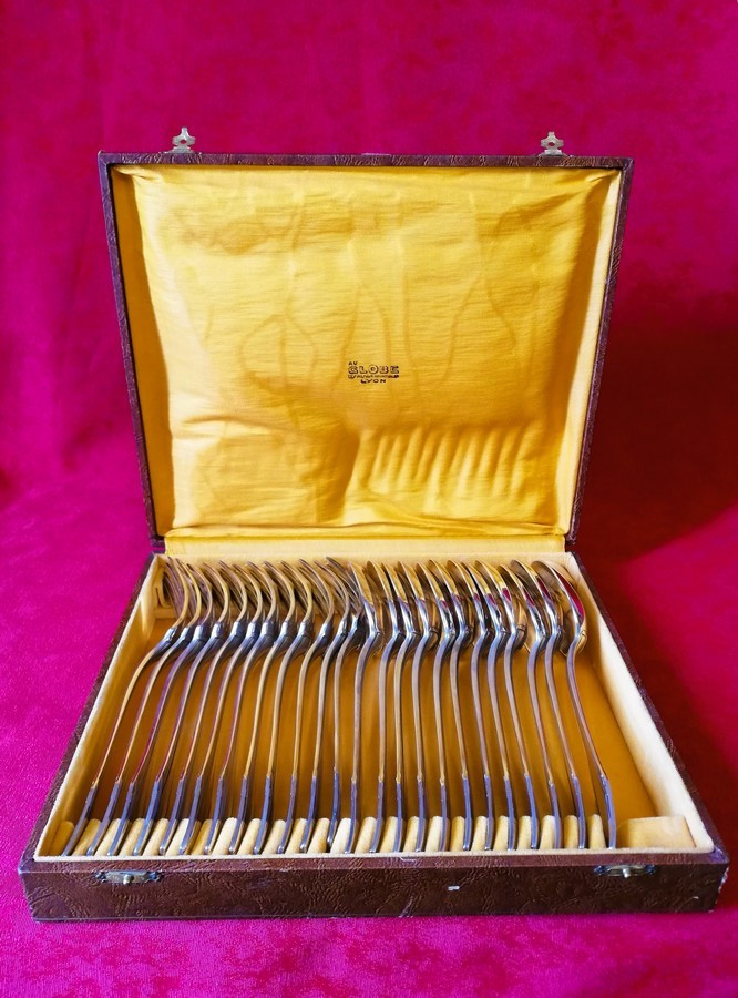 Silver-plated Cutlery Set