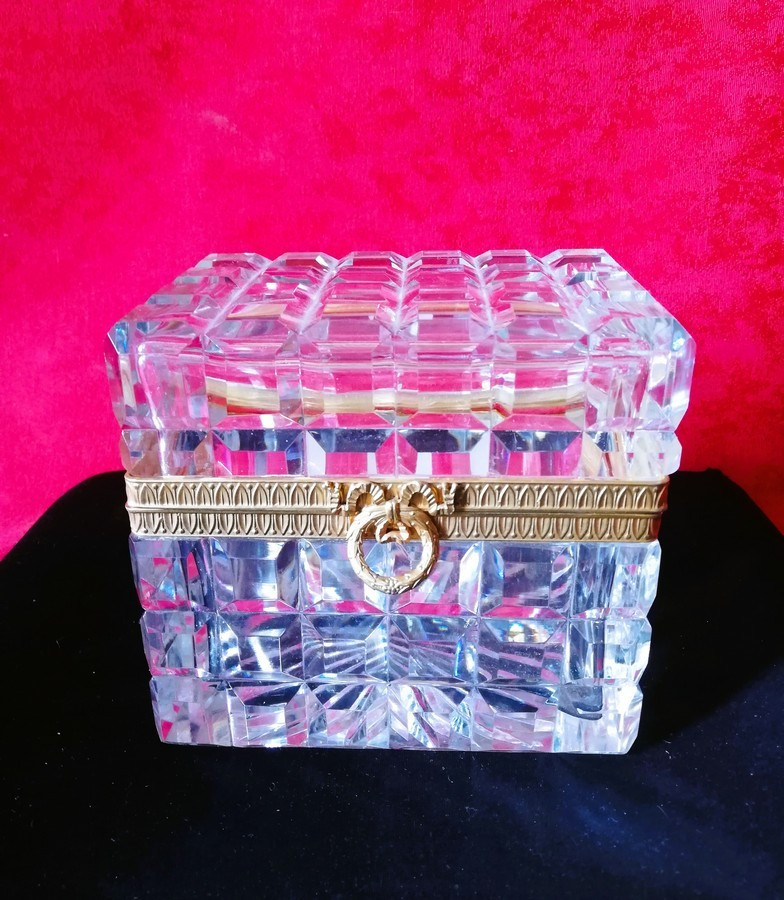 Cut Crystal Box 