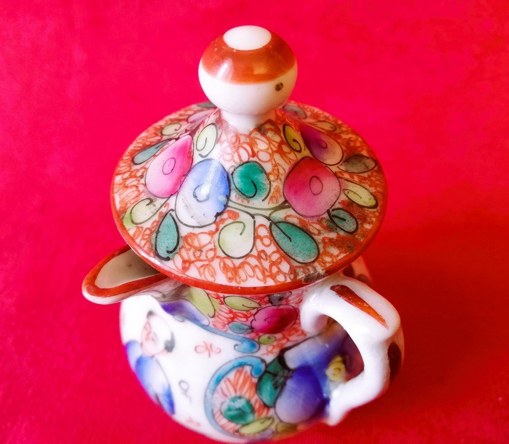 Small Porcelain Jug -photo-7