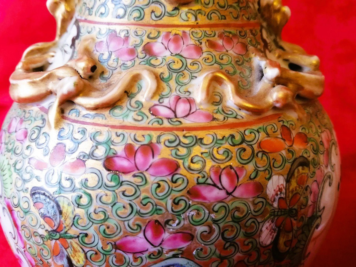 Pair Of Chinese Porcelain Vases -photo-7