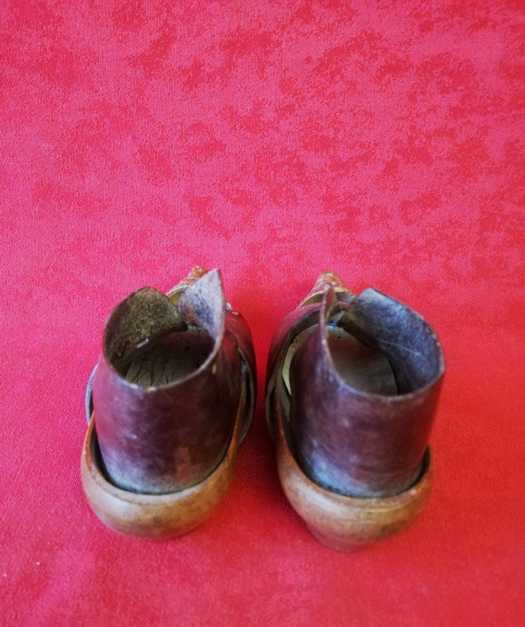 Children's Wooden And Leather Clogs -photo-3