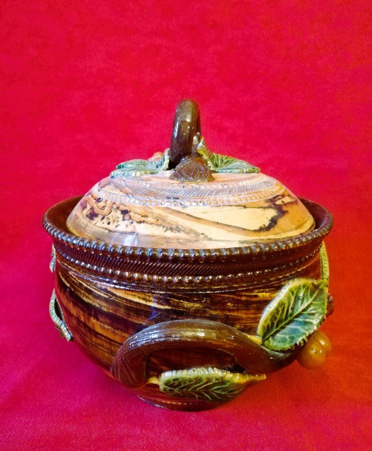 Covered Stock Pot -photo-1