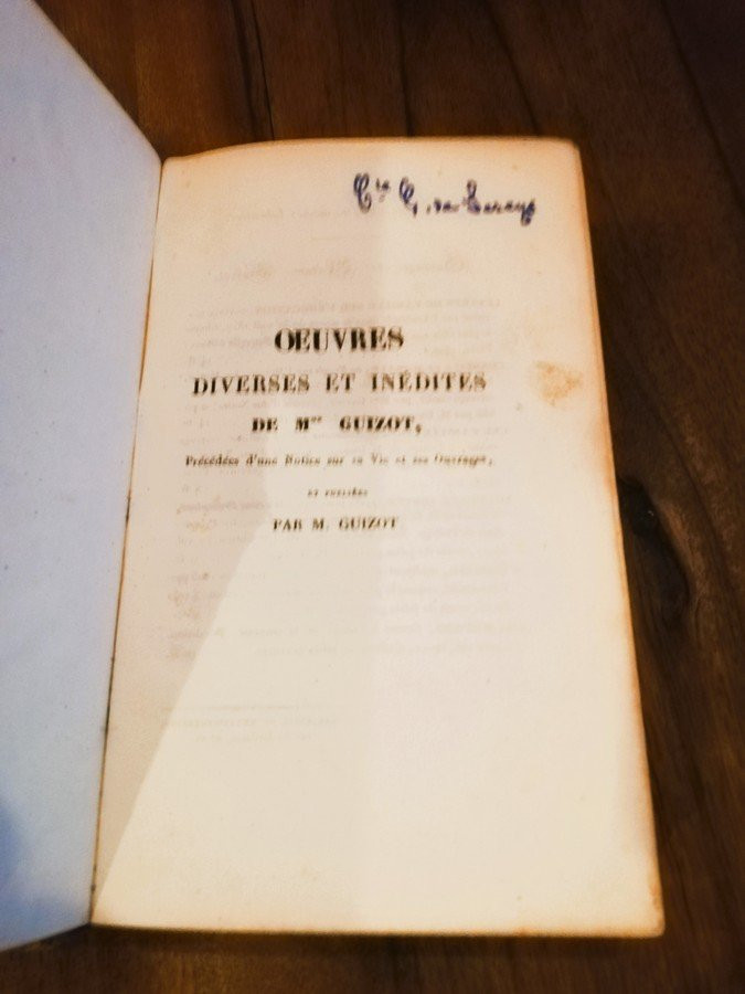 Deux volumes reliés cuir 1828-photo-2