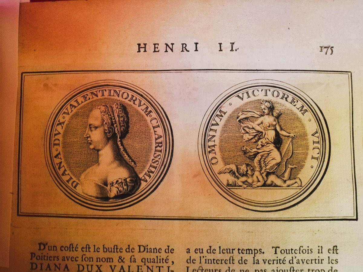 18th Century Books "coat Of Arms"-photo-6