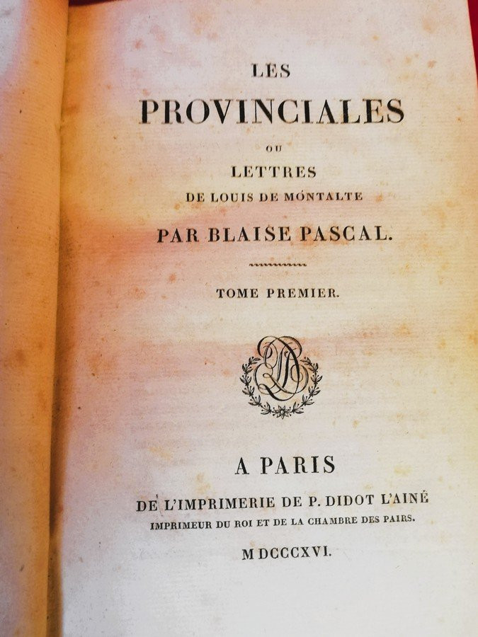 Books Collection Of The Best Works In The French Language-photo-1