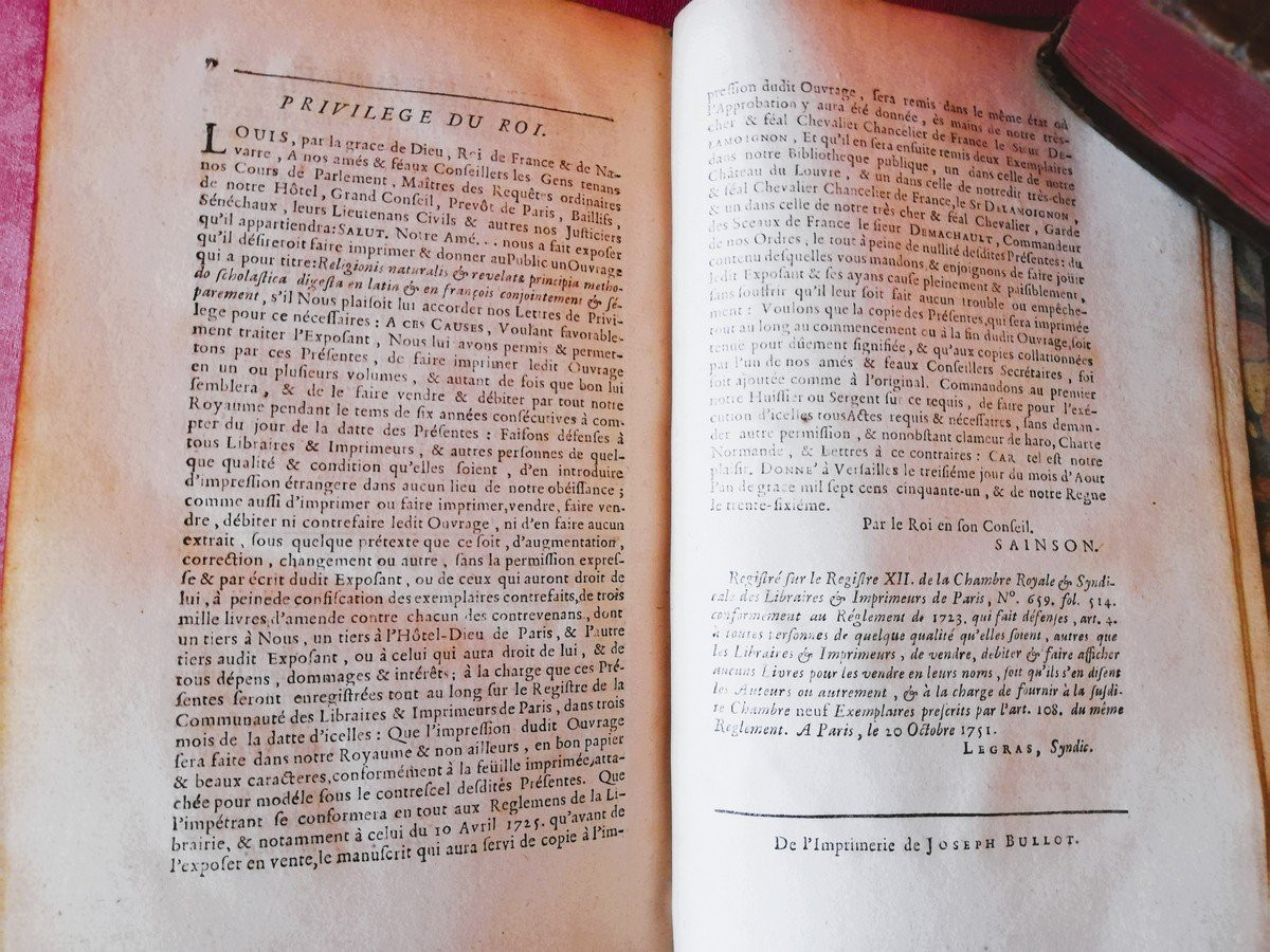Deux livres en Latin -photo-1