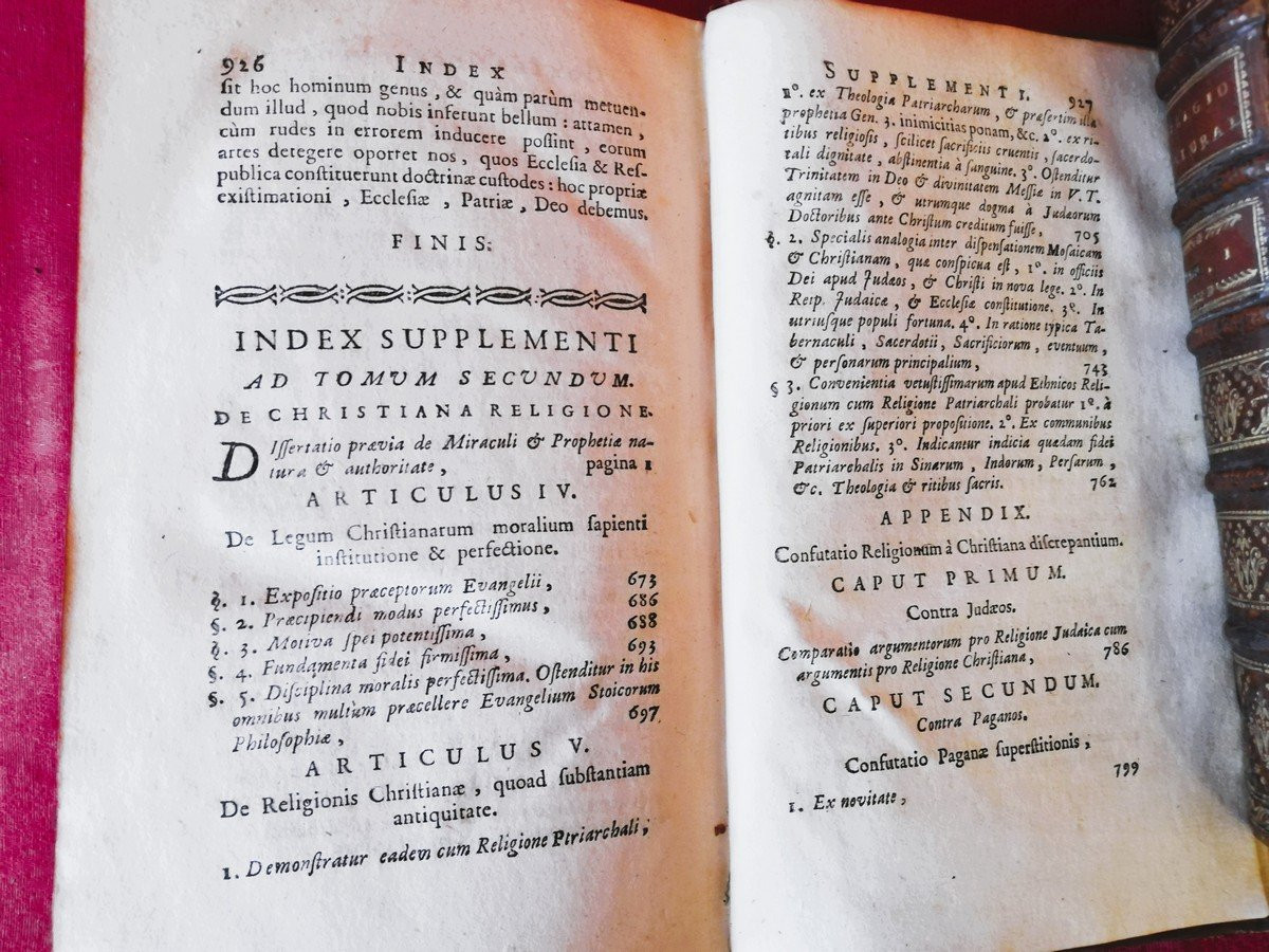 Deux livres en Latin -photo-4