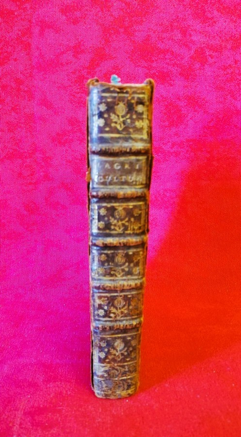 Livre du 18ème siècle 1777
