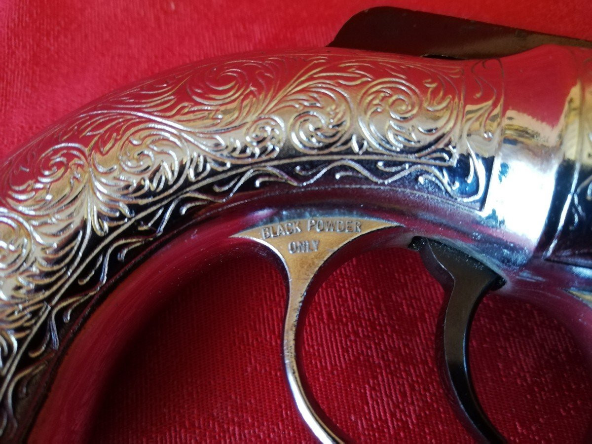 Curious Black Powder Revolver -photo-3