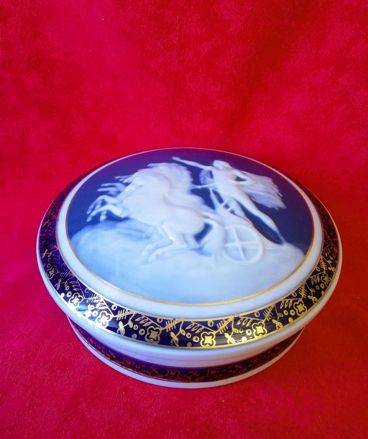 Large Tharaud Limoges Porcelain Box 