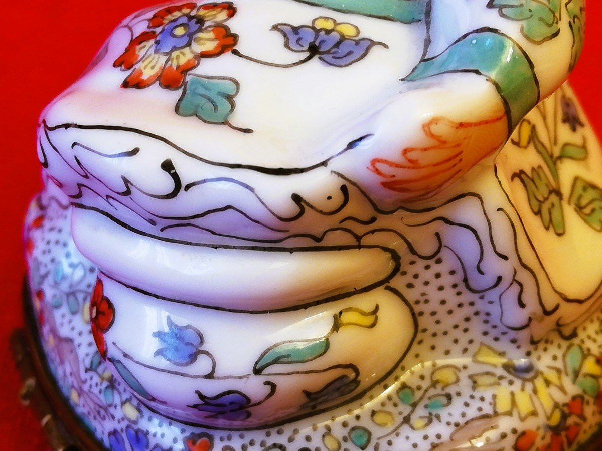 Small Porcelain Box From Chantilly -photo-7