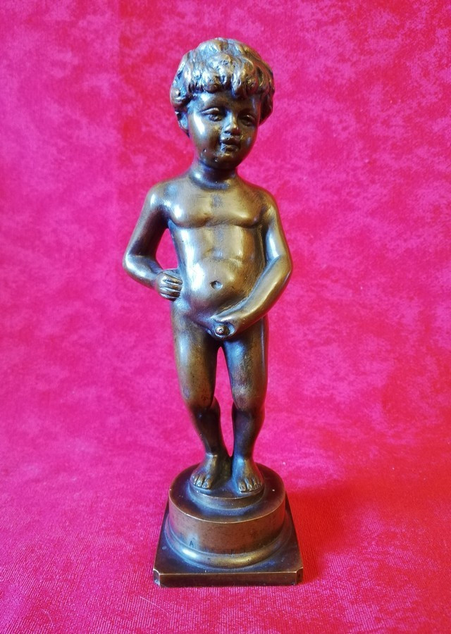 Bronze Manneken Pis 