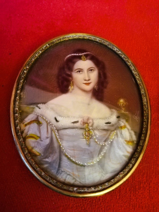 Three Oval Miniatures  -photo-2