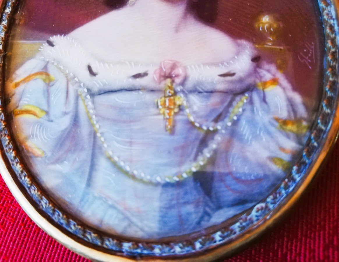 Three Oval Miniatures  -photo-4