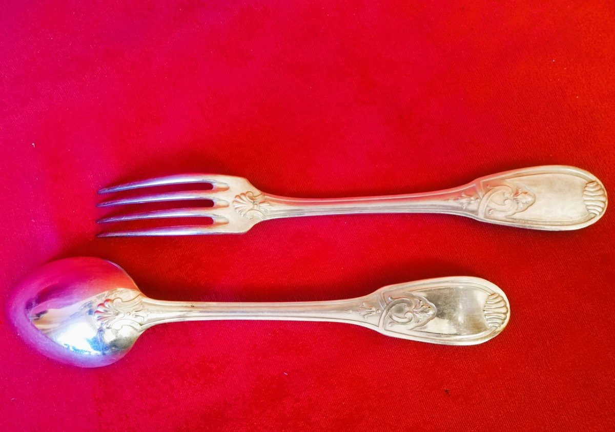 Twenty-four Silver-plated Place Settings -photo-3