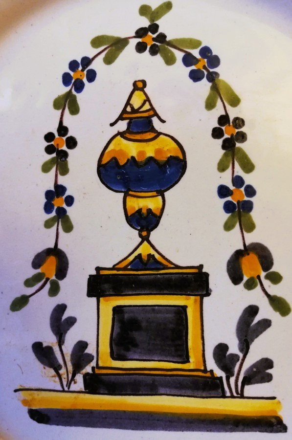 Nevers Plate, 18th Century -photo-2