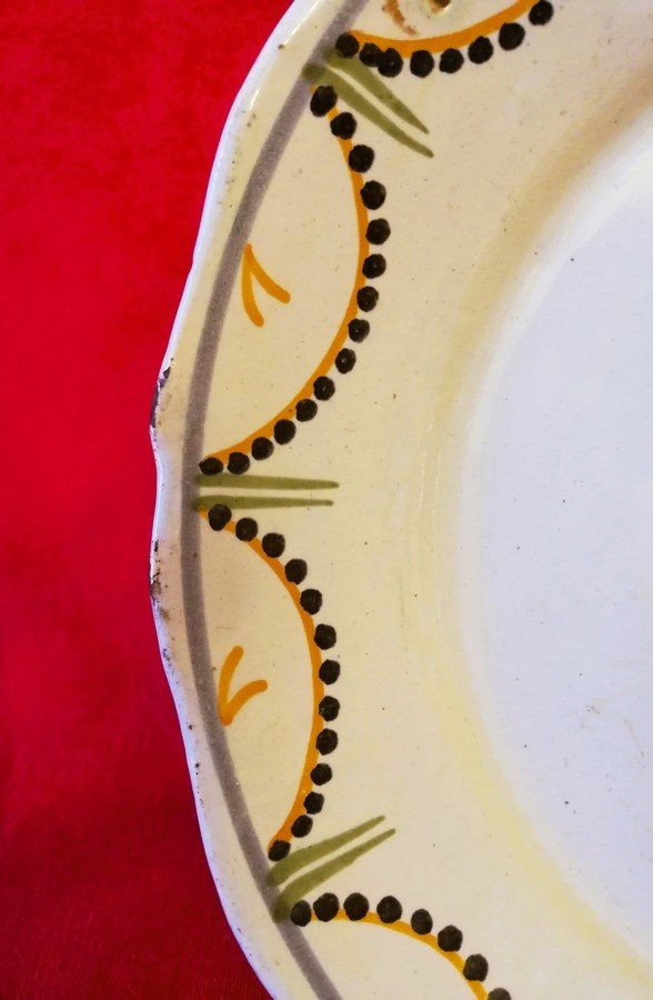 Nevers Plate, 18th Century -photo-3