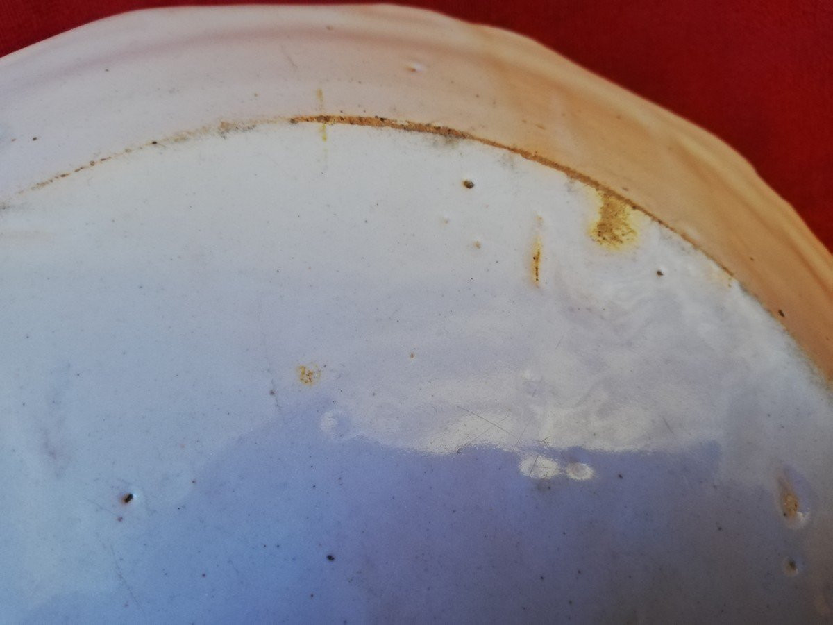 18th Century Plate With Gardener's Decoration-photo-4