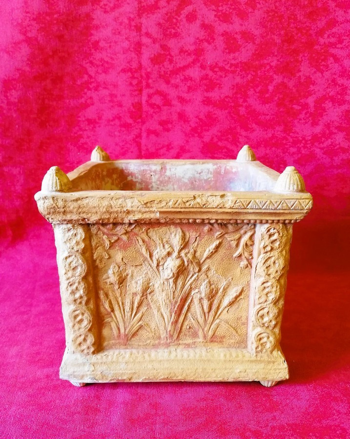 Jardinière en terre cuite 