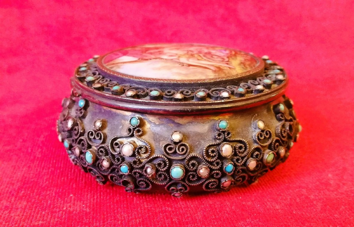 Boîte ronde dessus en émail -photo-1