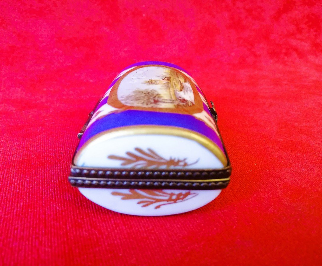 Oblong Porcelain Box-photo-1