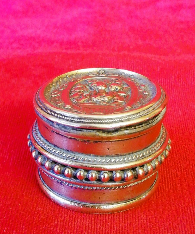 Boîte à mouches monogrammée  -photo-3