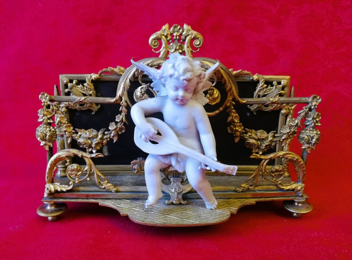 Porte lettres en bronze doré 