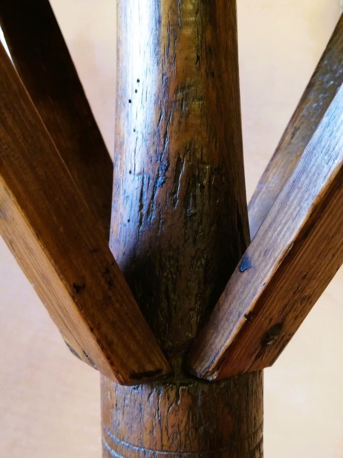 Lace-maker's Pedestal Table-photo-1