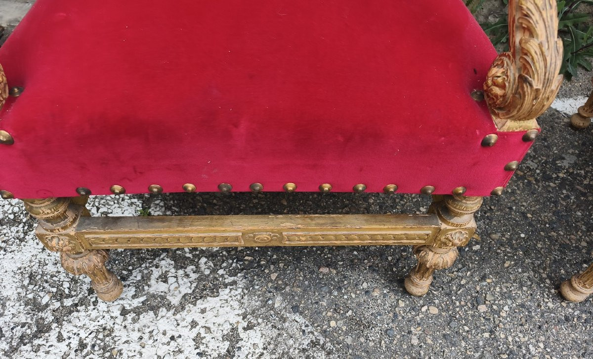 Paire de fauteuils d'apparat dorés style Louis XIV  -photo-4