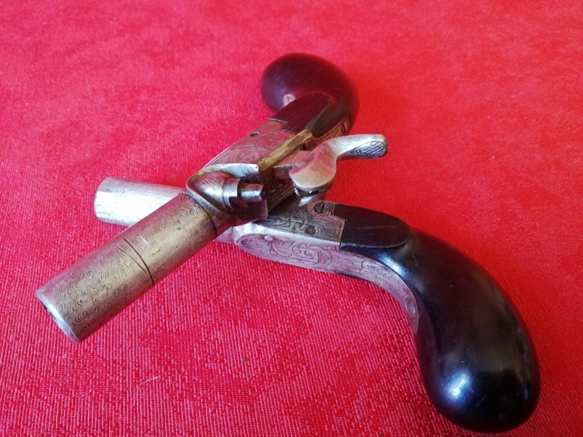 Petite paire de pistolets à coffre -photo-5