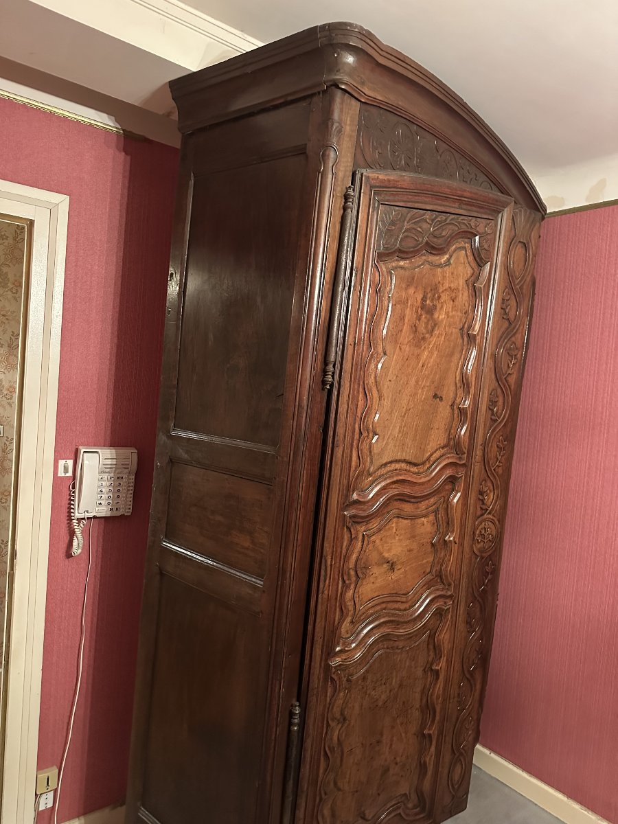 Armoire à chapeau de gendarme -photo-1