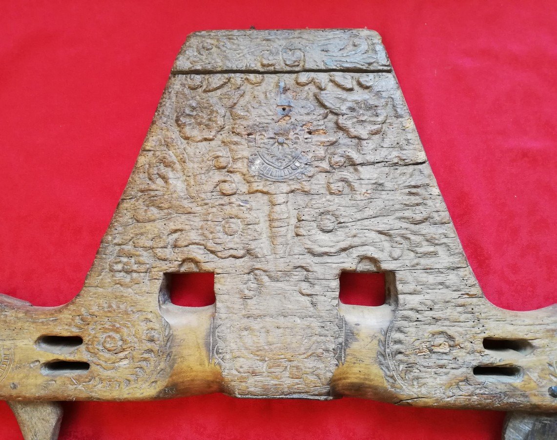 Portuguese Yoke-photo-2