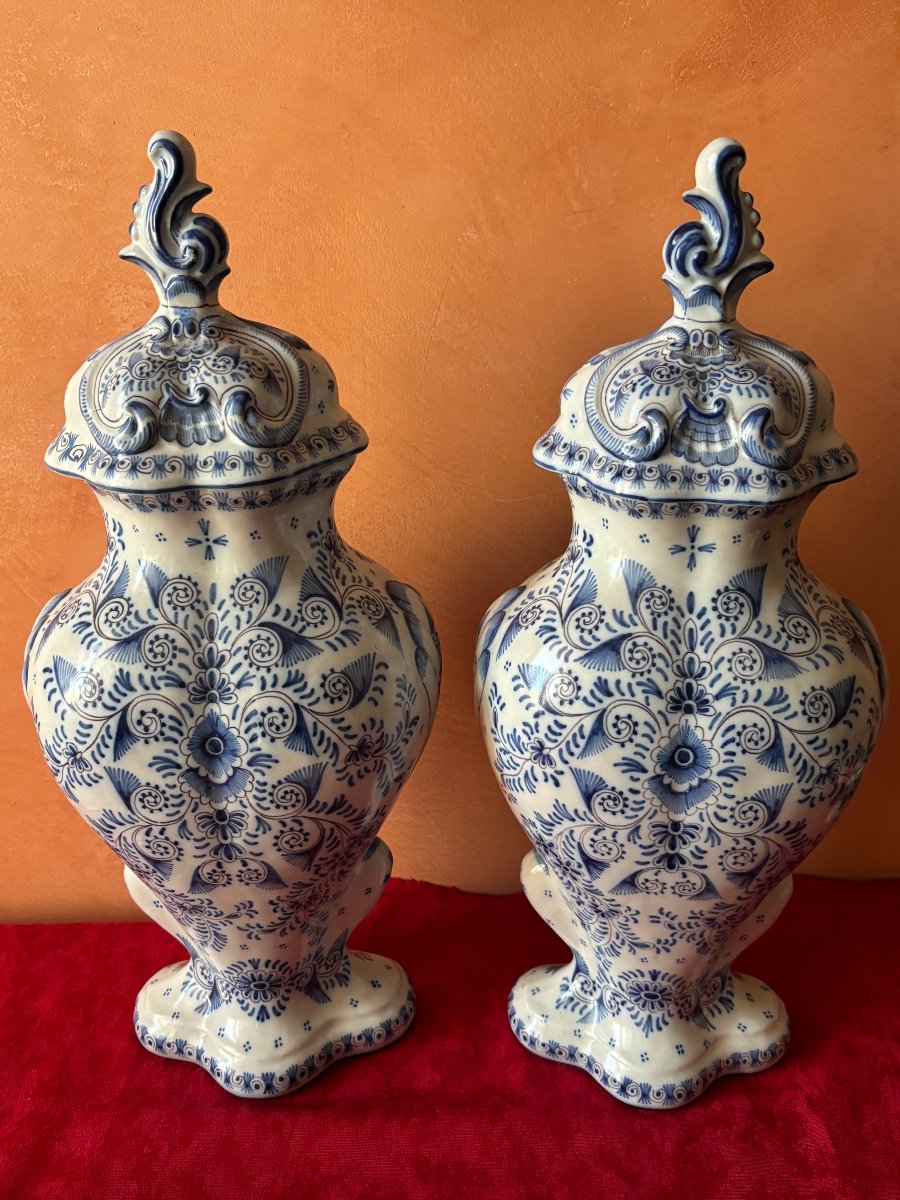 Pair Of Delft-glazed Vases-photo-4