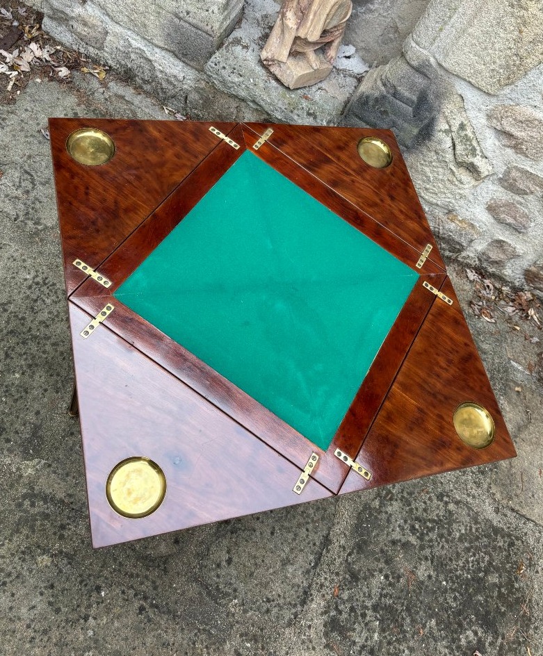 Handkerchief Game Table-photo-1