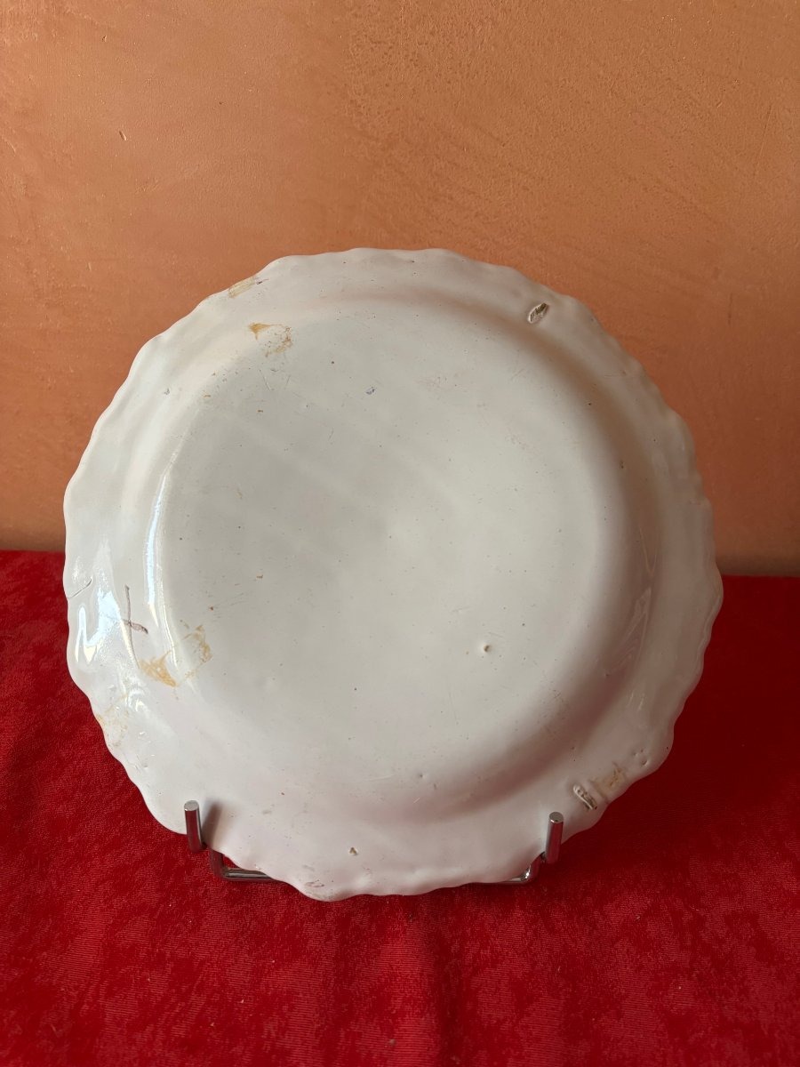 18th-century Earthenware Plate-photo-2