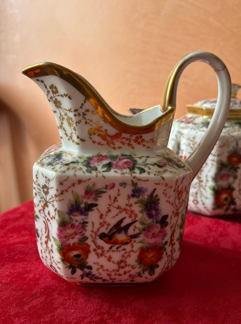 Service en porcelaine de Paris-photo-1