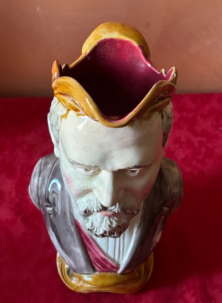 Onnaing Pitcher-photo-2